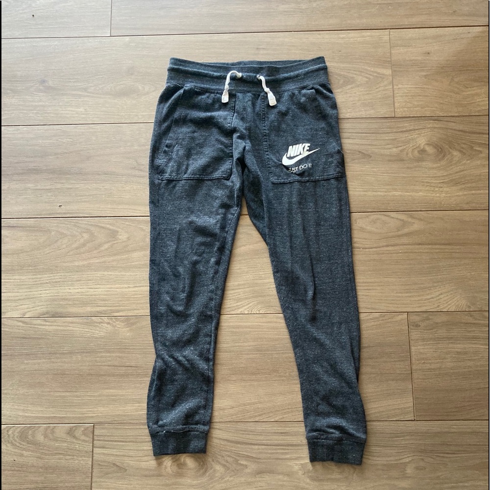 nike 7/8 joggers comfy pants